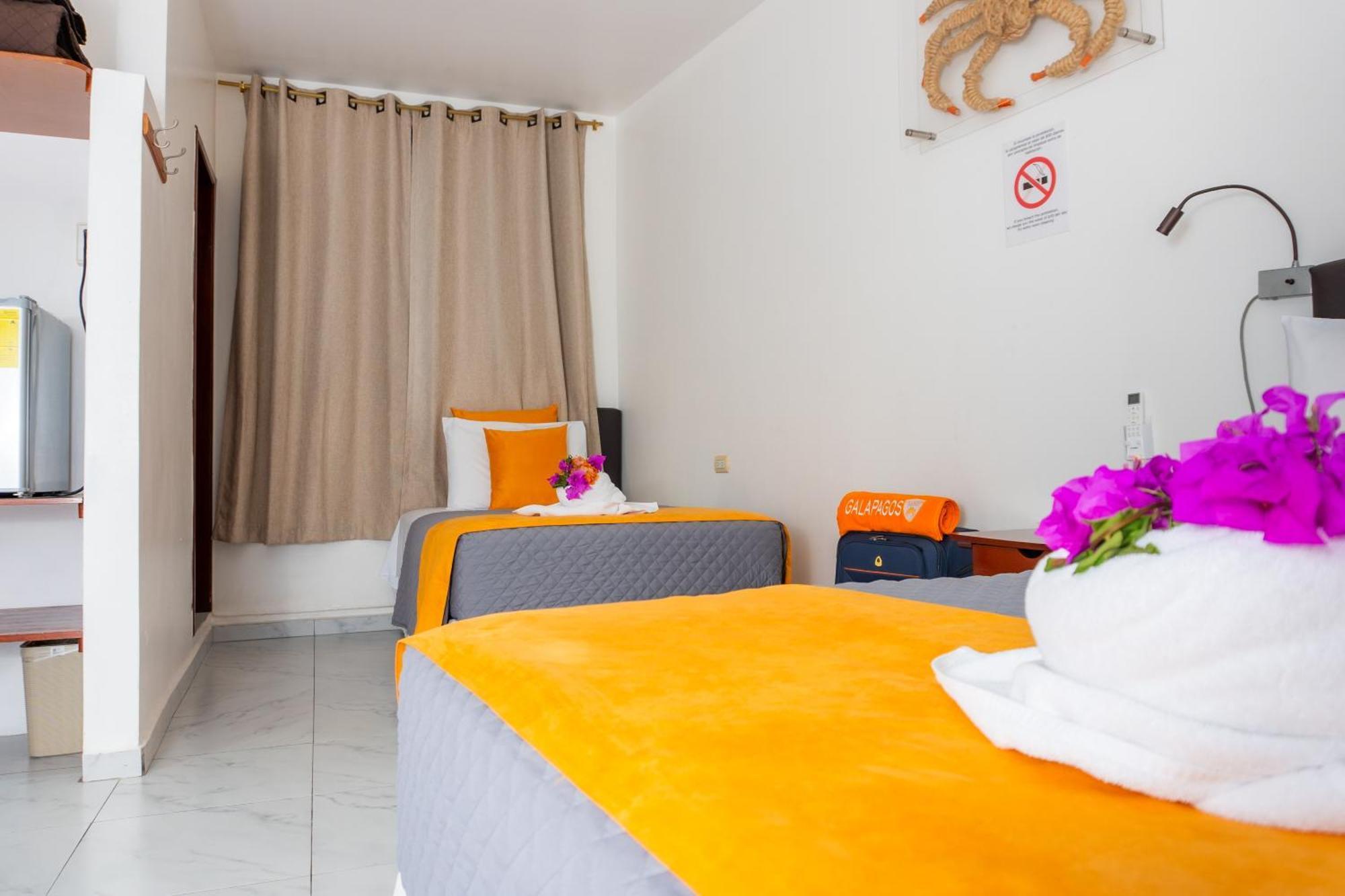 La Zayapa Hotel Puerto Baquerizo Moreno Eksteriør billede